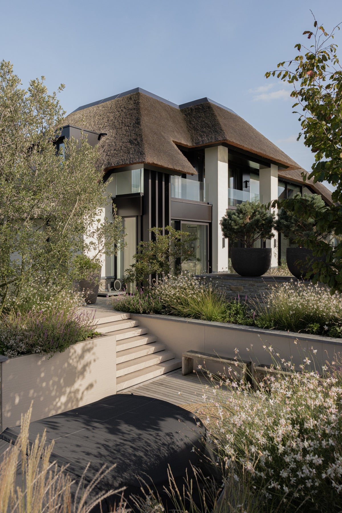 Cozy Ibiza Meets Robust