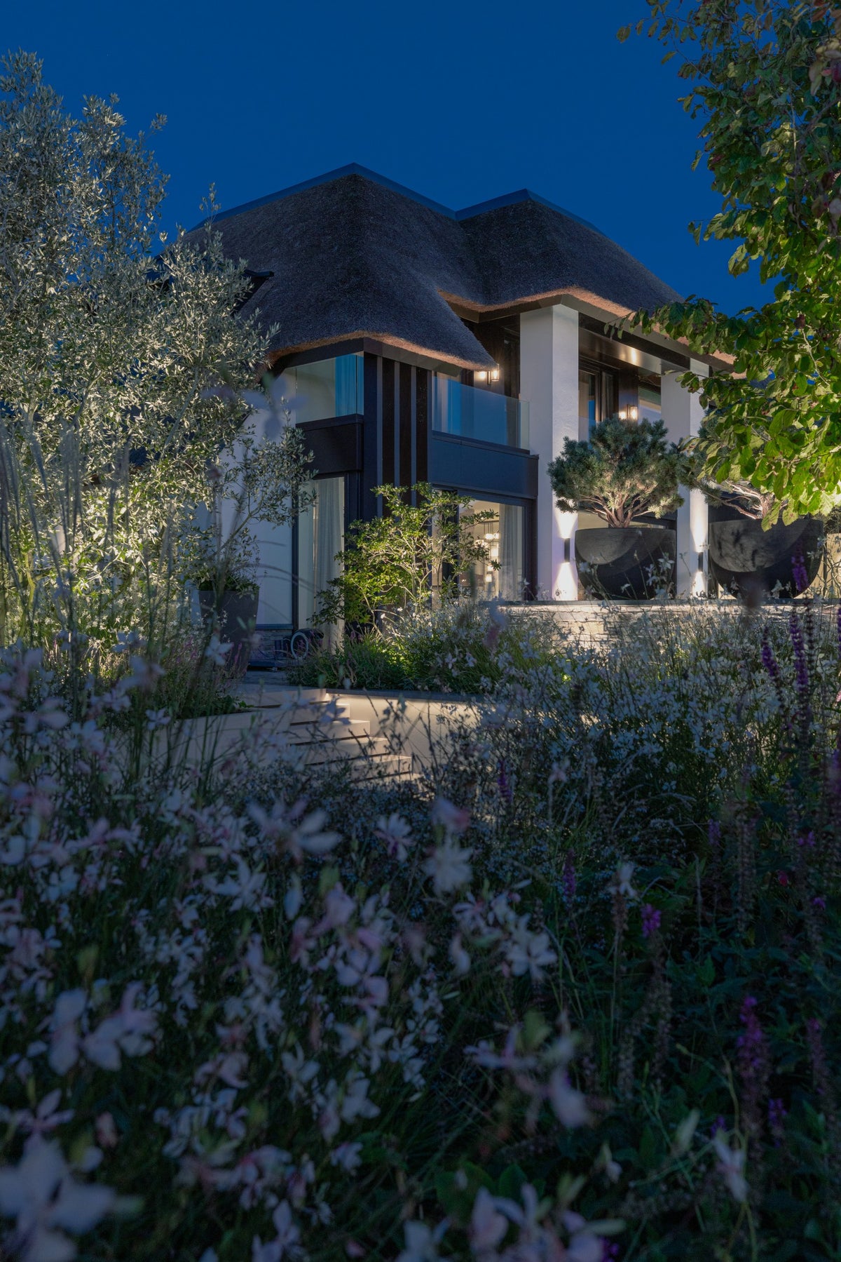 Cozy Ibiza Meets Robust