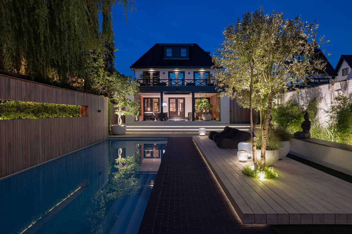 Luxury Boathouse