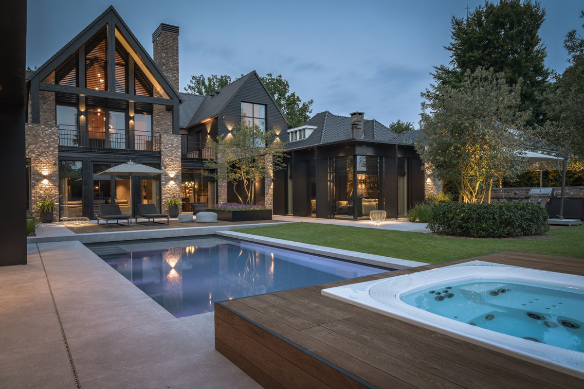 Statement Garden